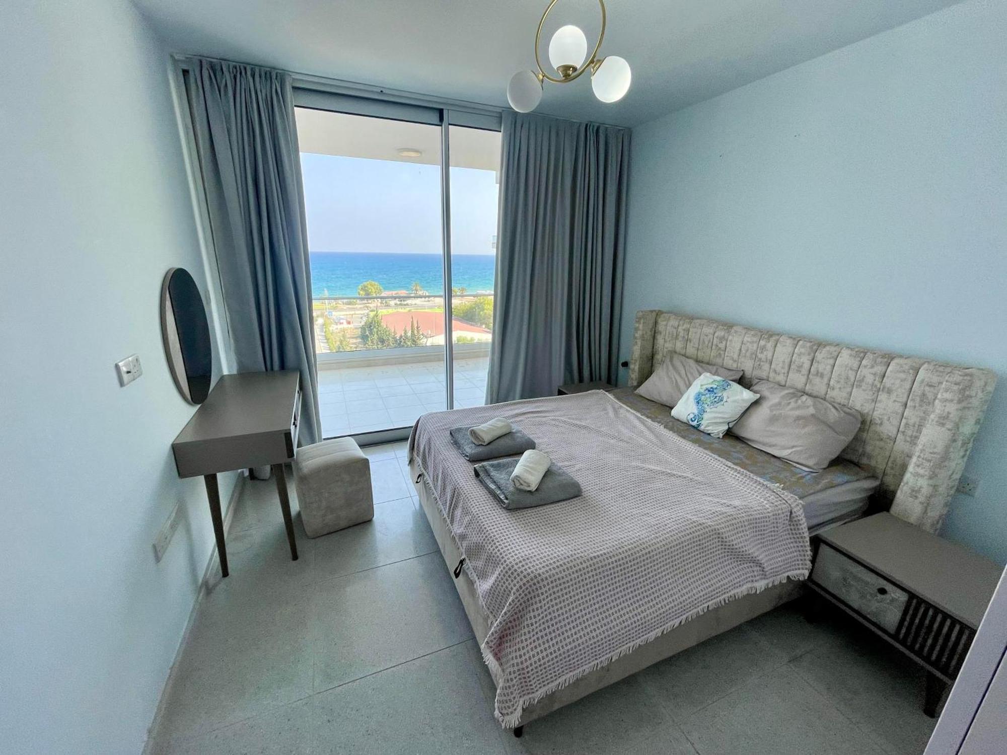 Sea View Suites By The Coast ファマグスタ エクステリア 写真